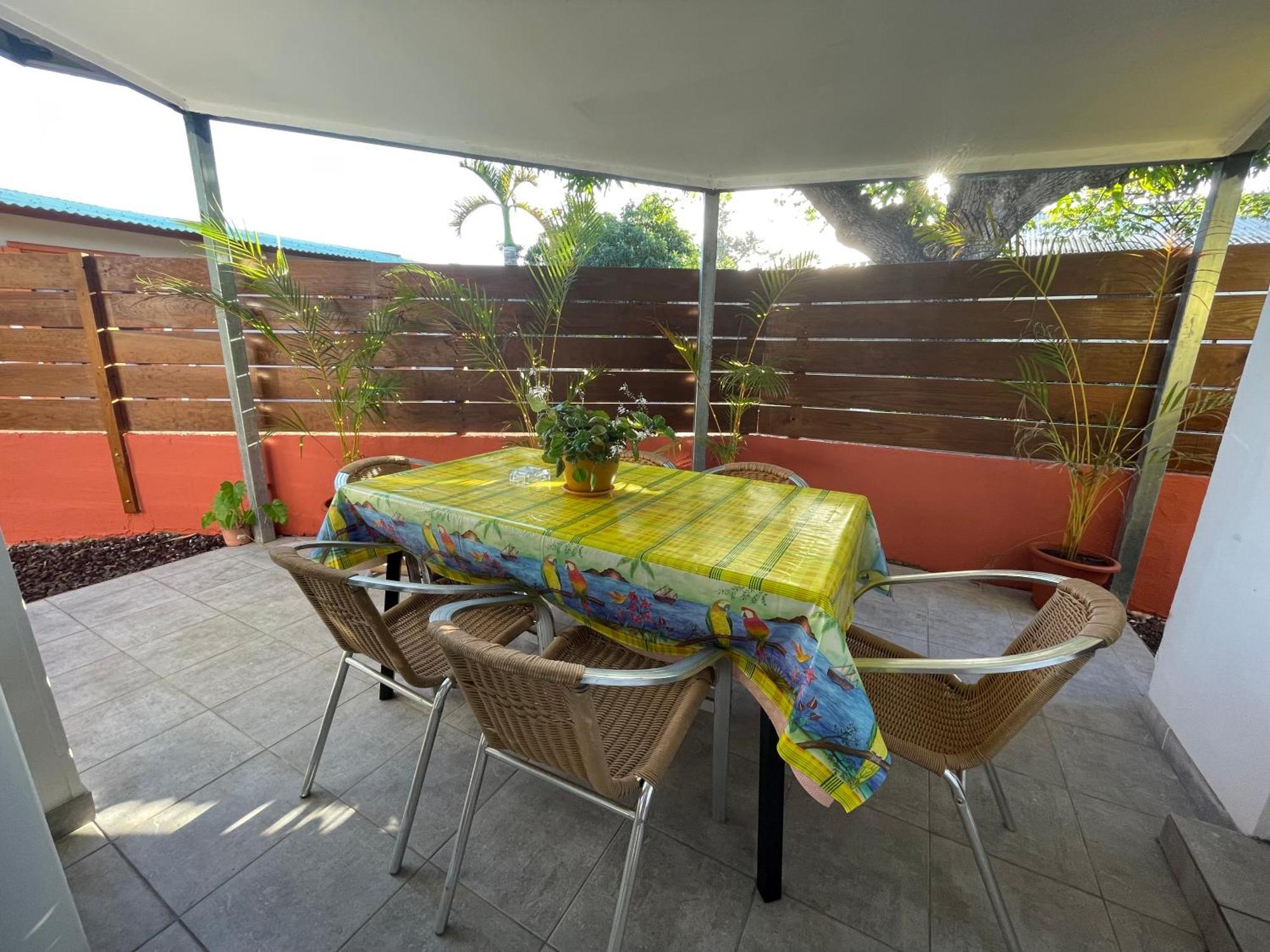 Casa Valencia, Proche De Toutes Commodites サン・ピエール エクステリア 写真